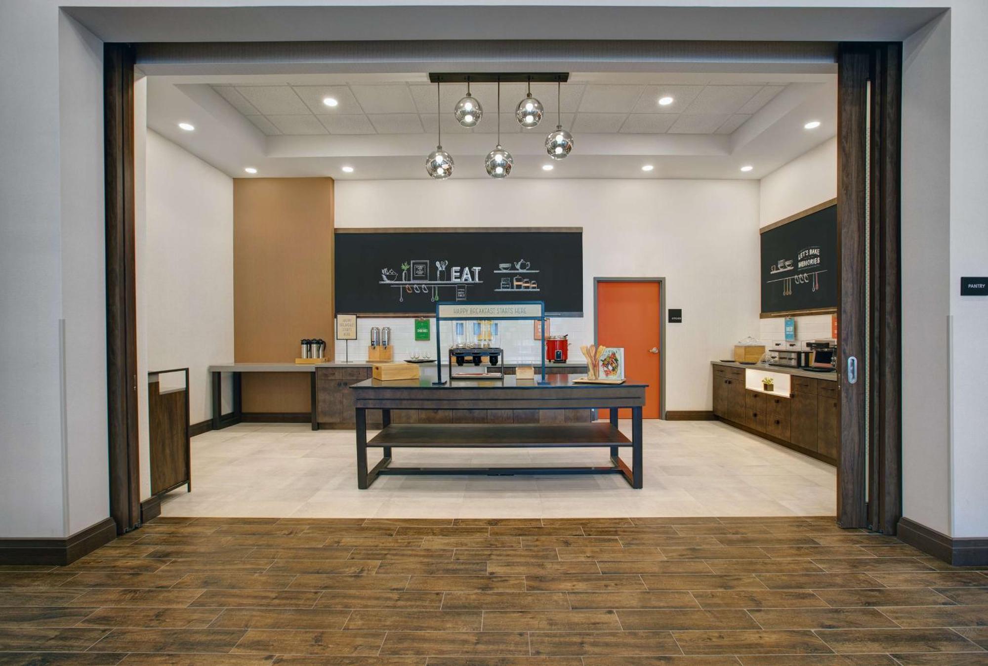Hampton Inn & Suites By Hilton Waterloo St. Jacobs Ngoại thất bức ảnh