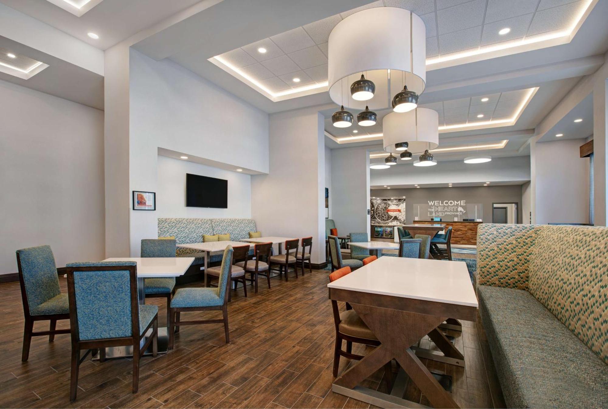 Hampton Inn & Suites By Hilton Waterloo St. Jacobs Ngoại thất bức ảnh