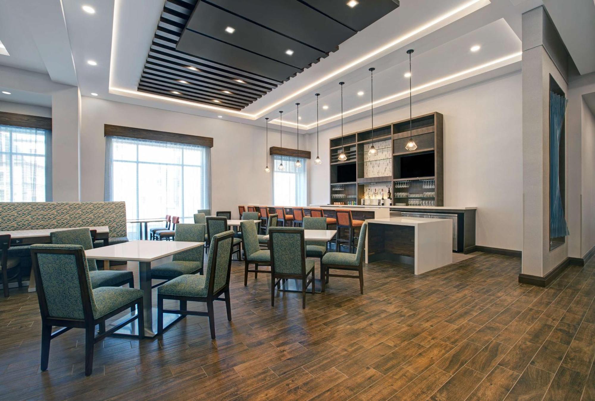 Hampton Inn & Suites By Hilton Waterloo St. Jacobs Ngoại thất bức ảnh